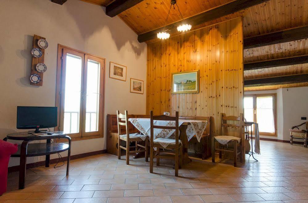 Agriturismo Ca'De'Gatti Фаенца Екстериор снимка